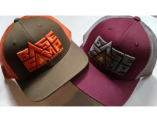Caps